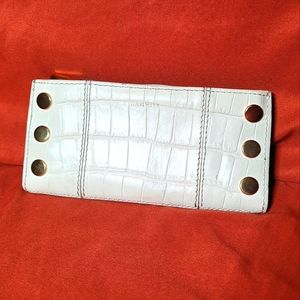 NWOT Hammitt 110 North Leather Wallet in Crocodile Calla Lily White